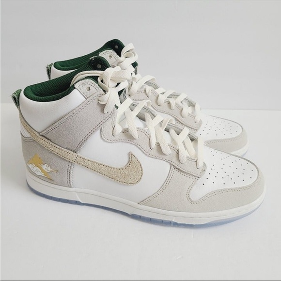Stylish White and Green High-Top Sneakers with Gold Accents - Picture 3 of 6